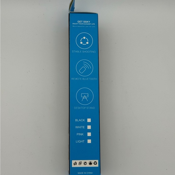Sky Bluetooth Selfie Stick - Picture 3 of 4